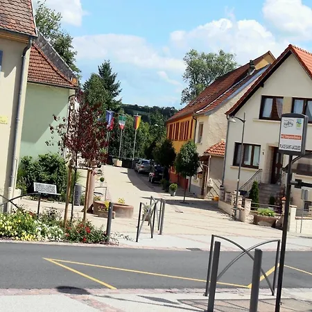 Les Dames De La Montagne 3*